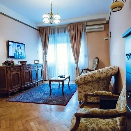 Apartamento Old Town 3 Bedrooms Big Apt Bucarest